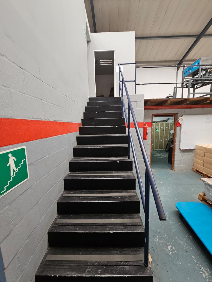 To Let commercial Property for Rent in Brackenfell Central Western Cape